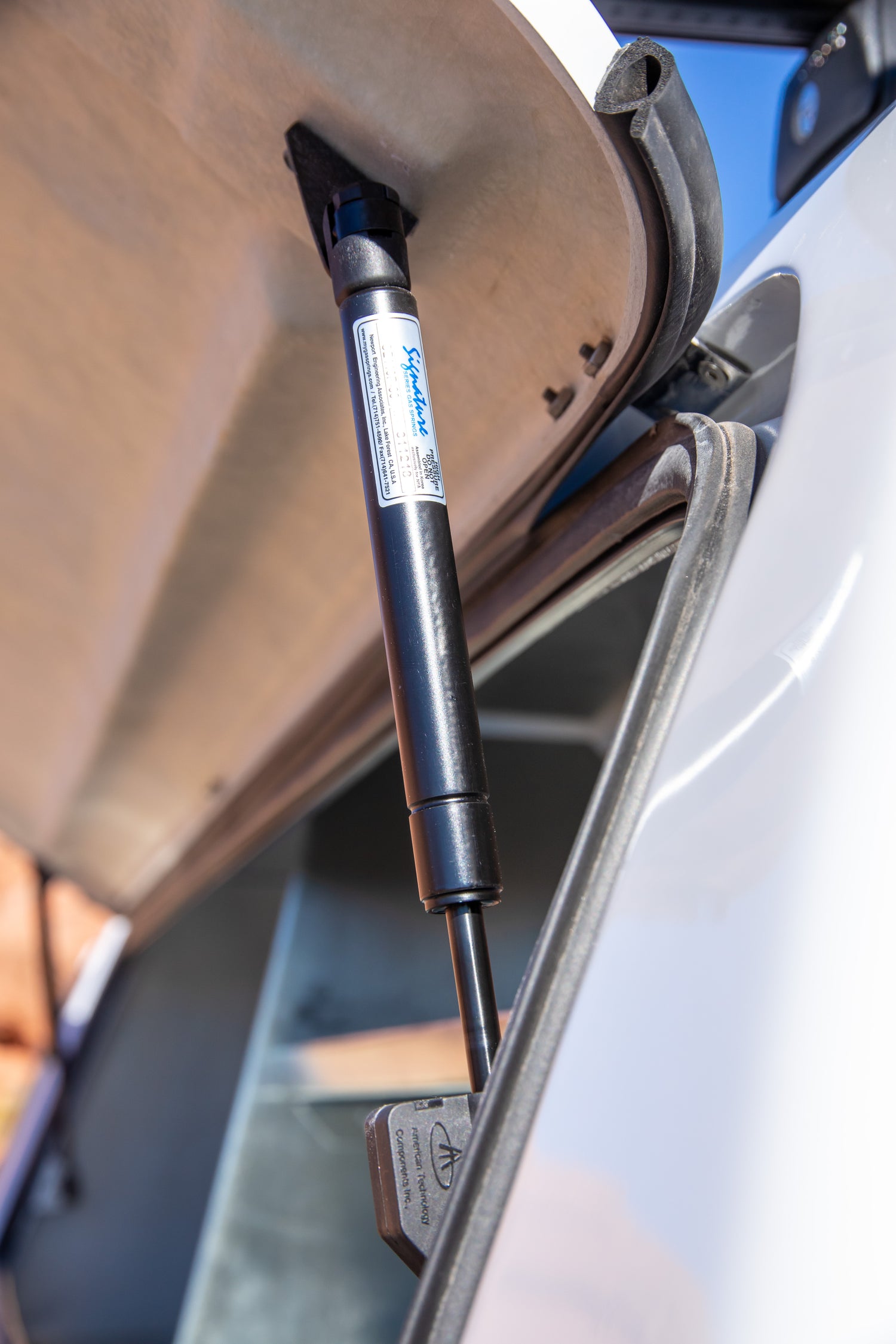 Ranch Fiberglass Workforce Truck Topper for Ford Maverick (Mid-Rise Height)