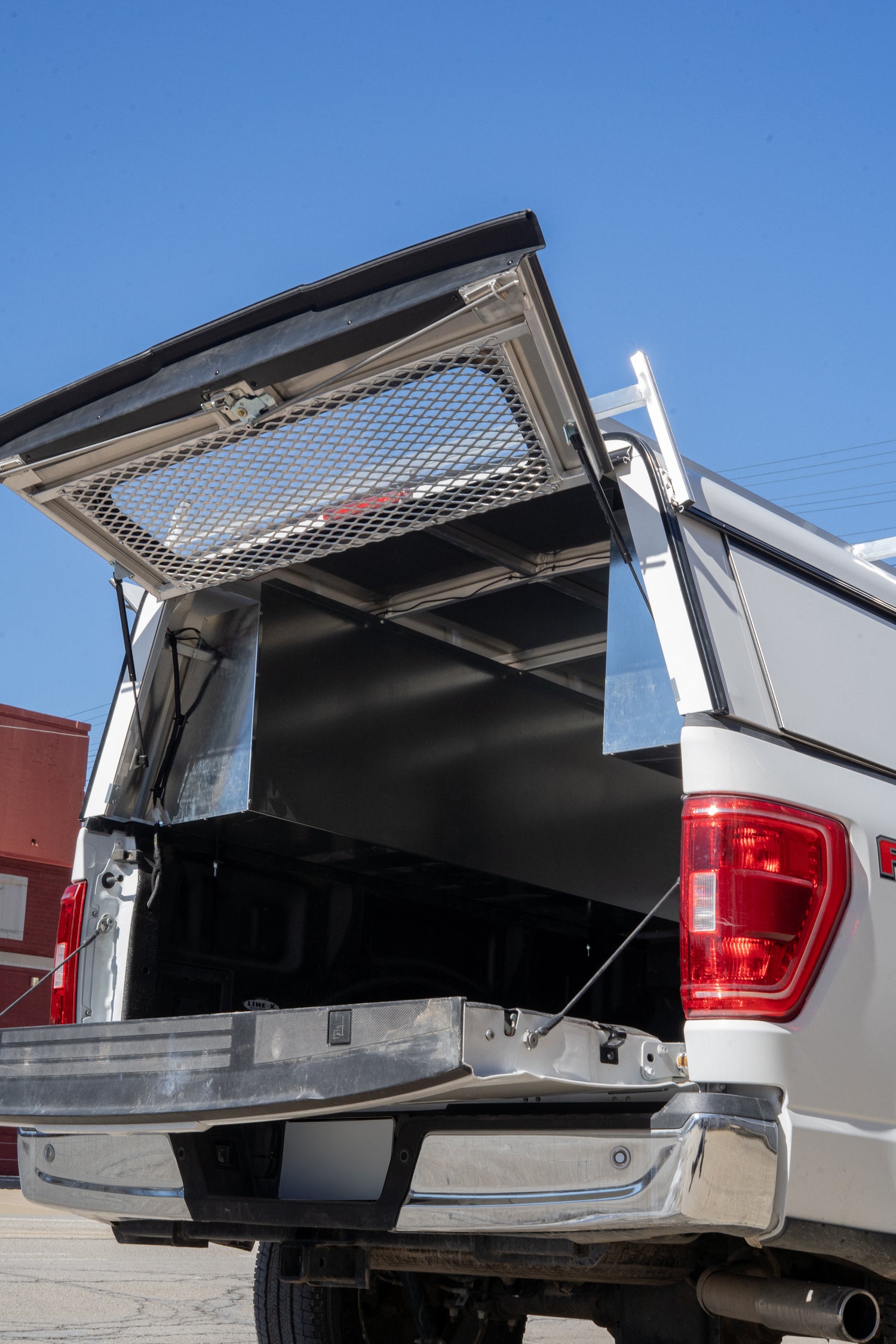 Ranch Aluminum Workforce Pro Truck Topper for Chevy Silverado