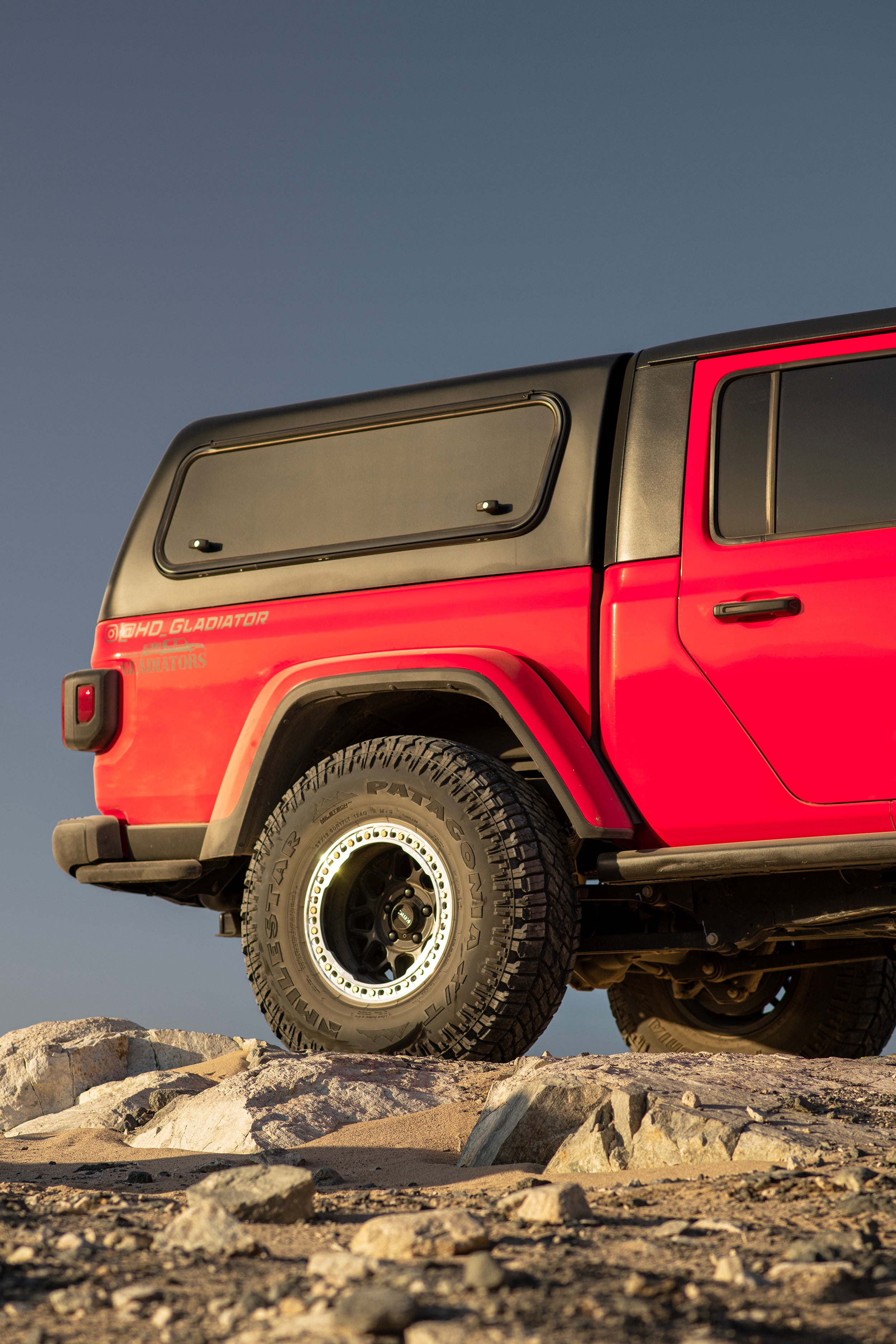 Venturous Ozark Overlanding Truck Topper for Jeep Gladiator, 2020+