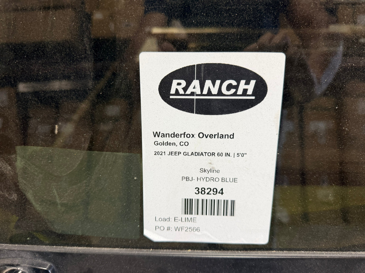 Outlet - Fiberglass High-Rise Topper - Jeep Gladiator, Blue - Scratch & Dent