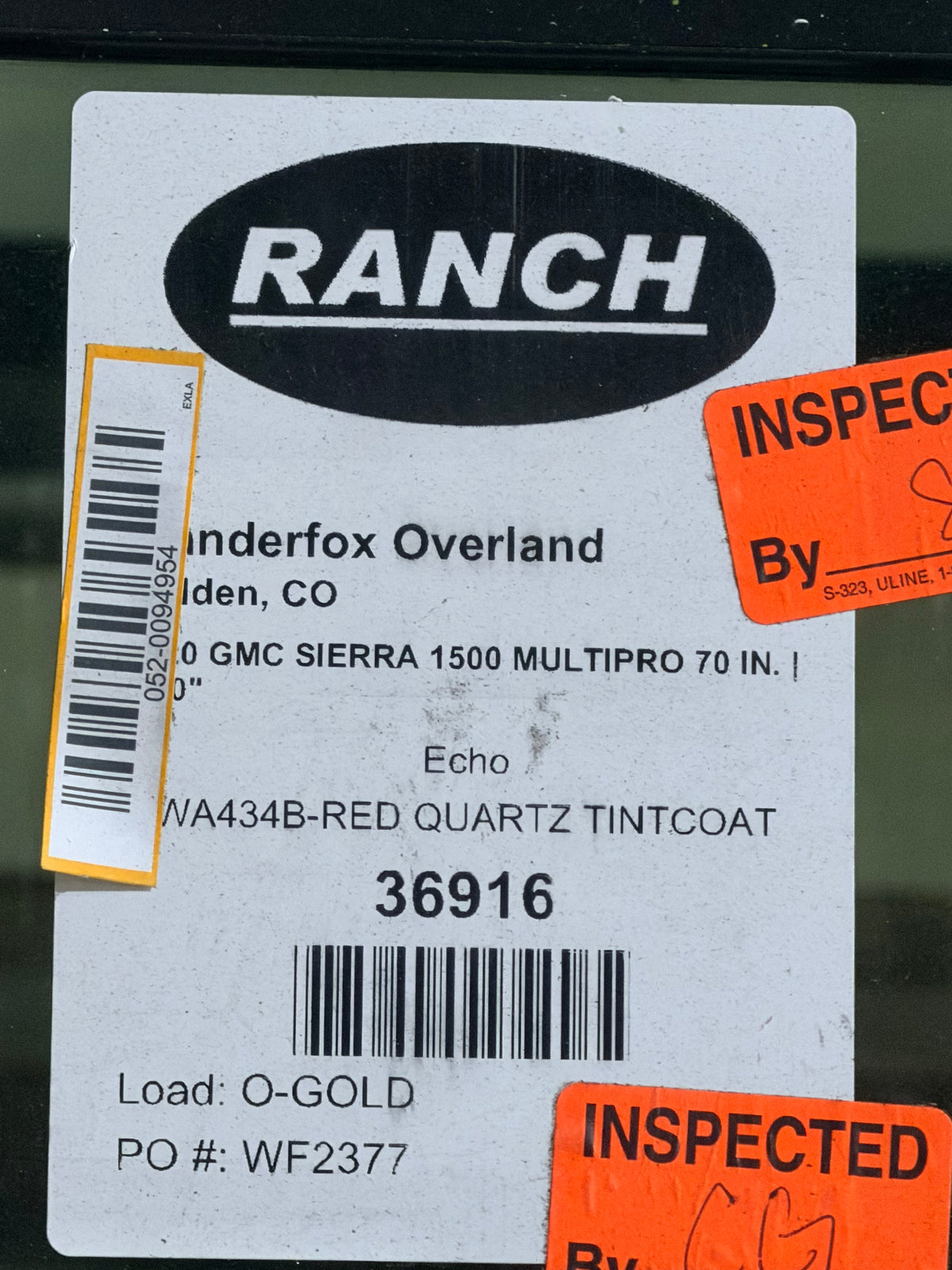 Outlet - Red Topper - Chevrolet Silverado / GMC Sierra 1500, 2020 - Scratch & Dent