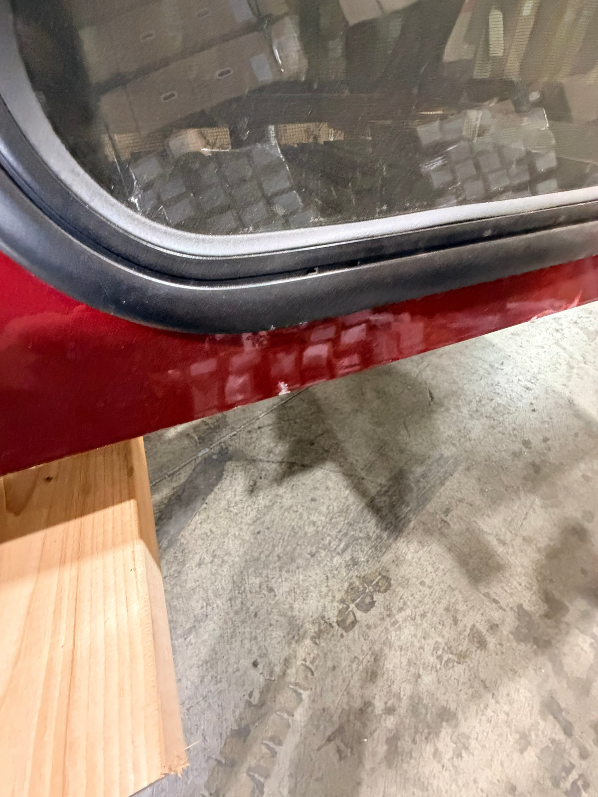 Outlet - Red Topper - Chevrolet Silverado / GMC Sierra 1500, 2020 - Scratch & Dent