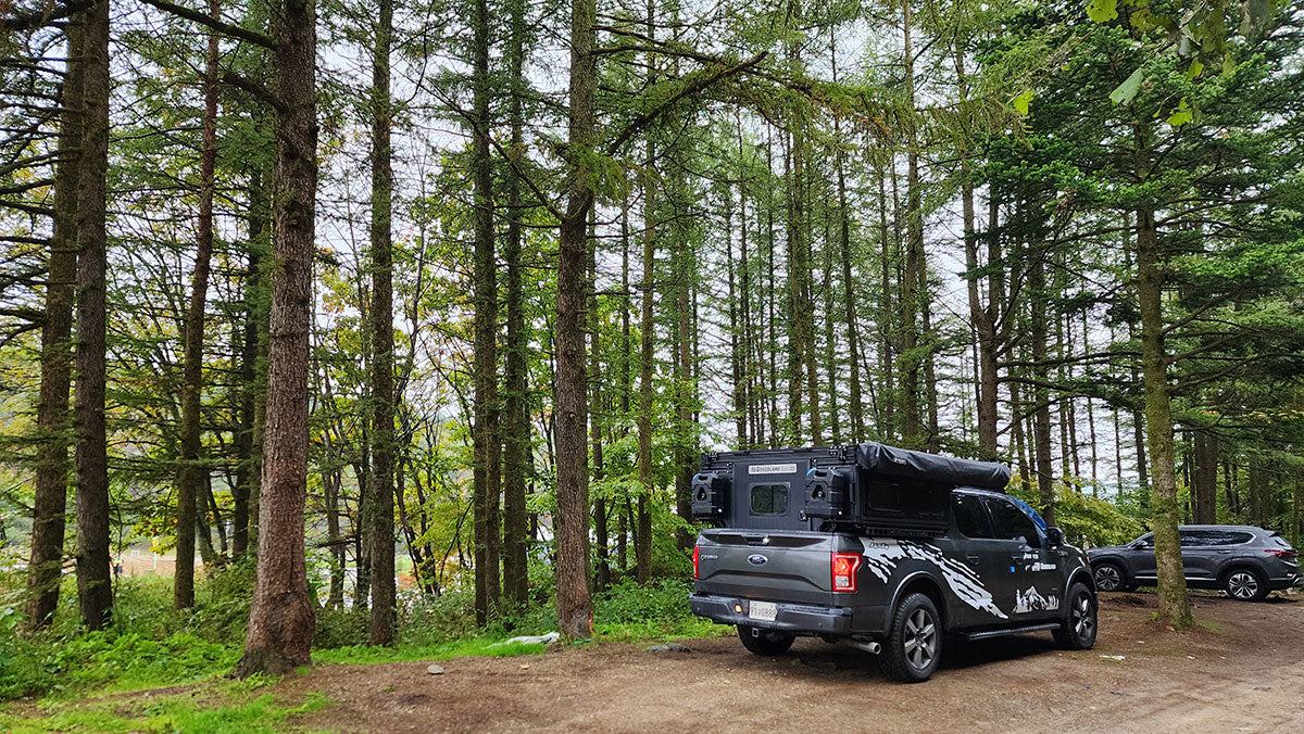 Goverland Goat Pop-Up Slide-In Pickup Truck Camper